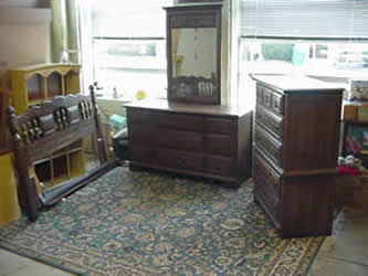 Delong s Furniture Pre owned Bedroom Furniture